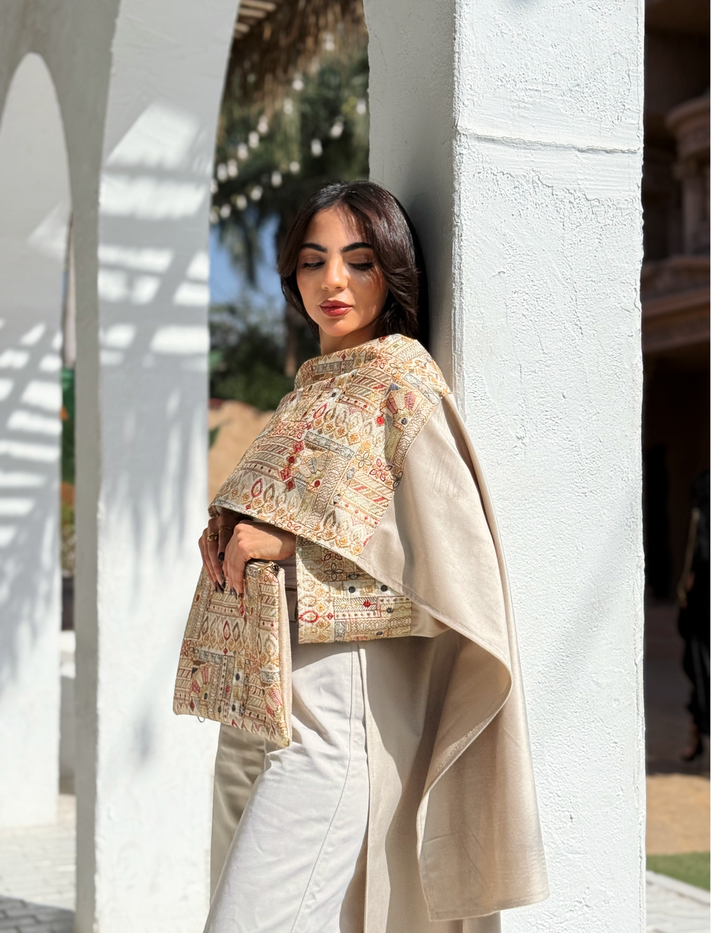 Light beige Elegance Embroided Shawl Kaftan