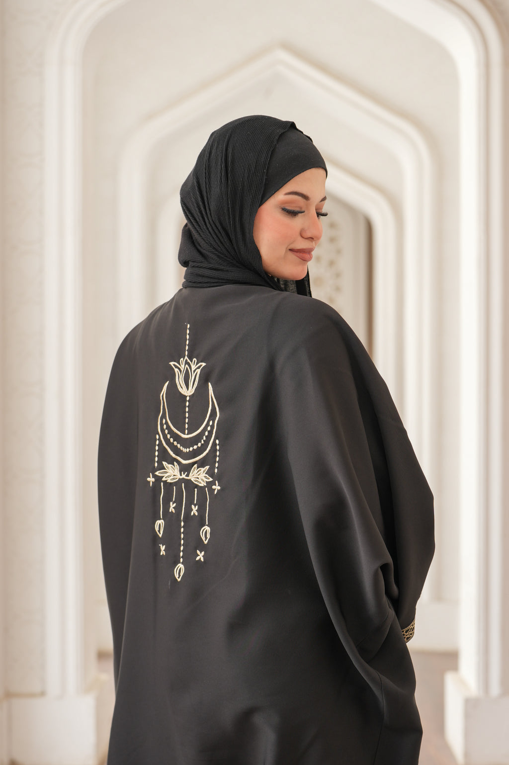 Elegance Moon Kaftaan