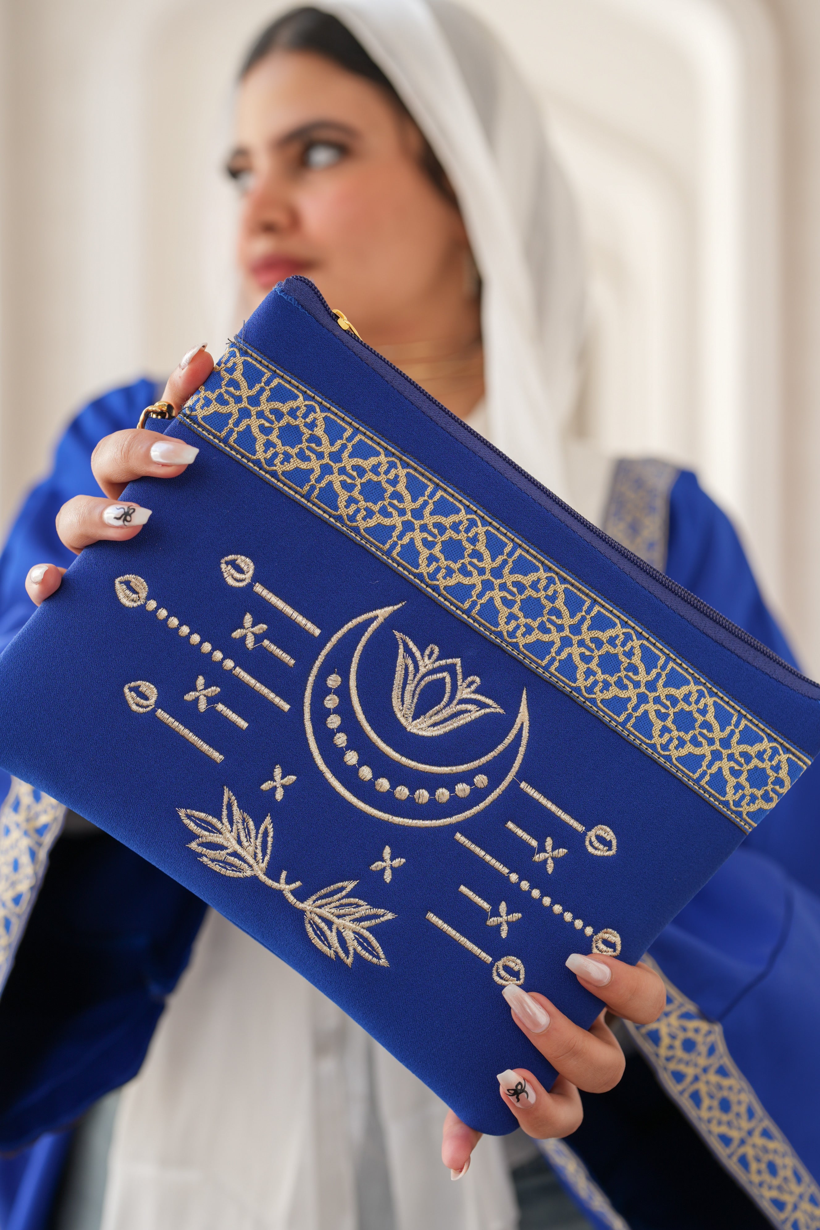 Elegance Moon Kaftaan