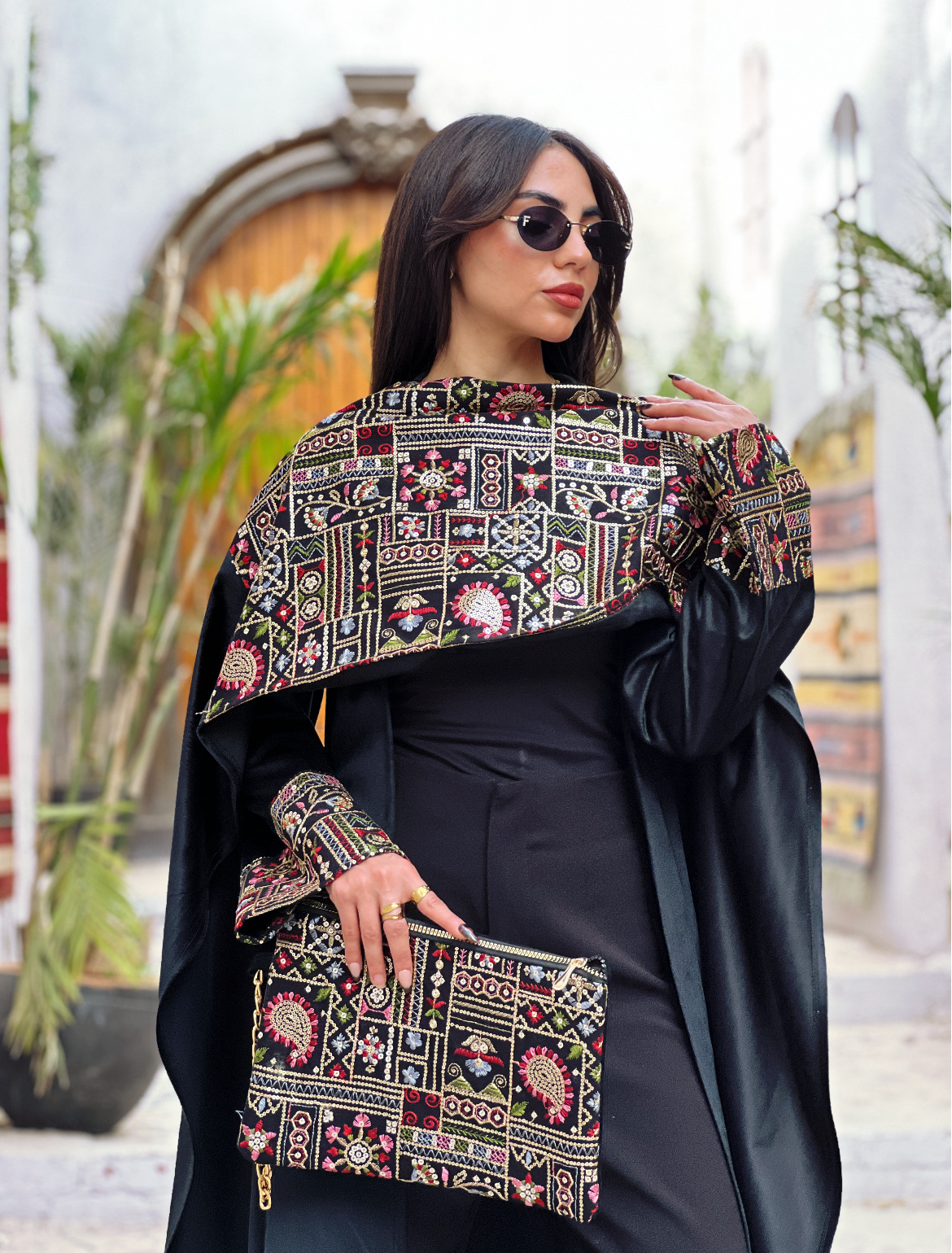 Black Elegance Embroided Shawl Kaftan